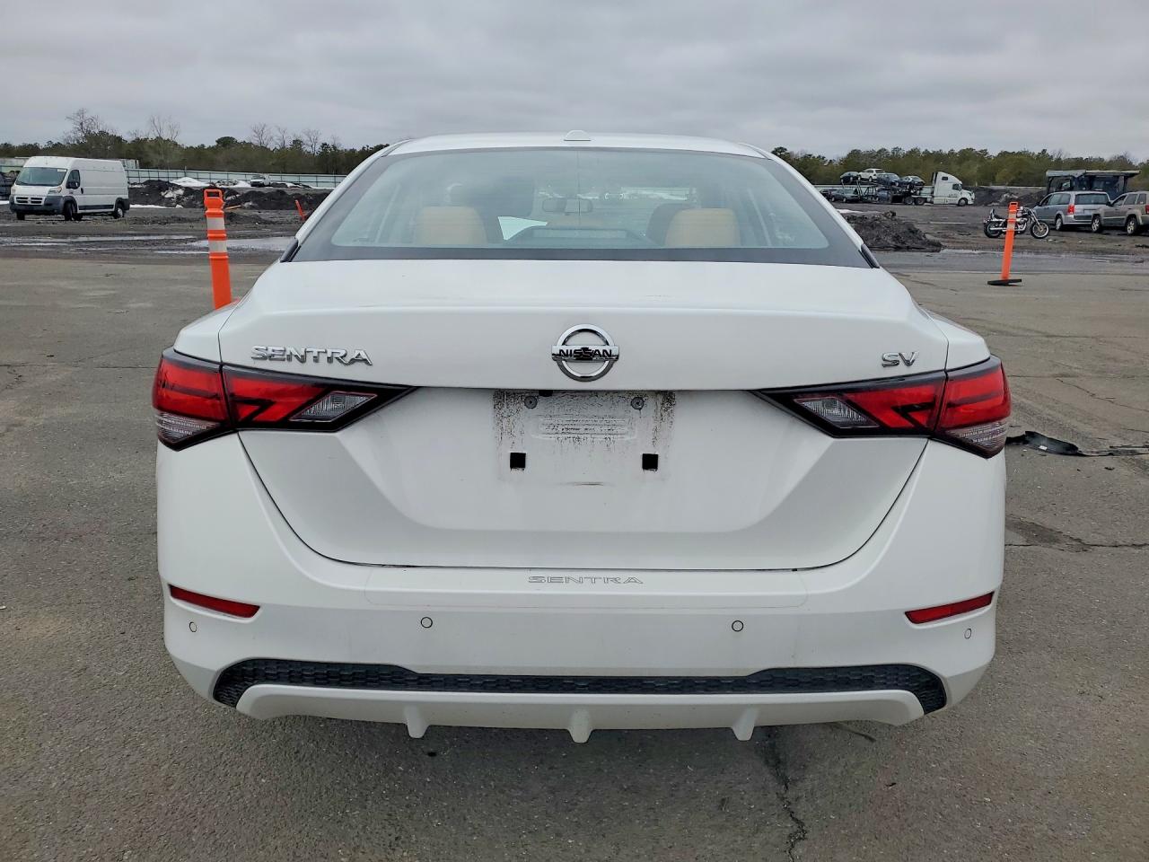2022 NISSAN SENTRA
