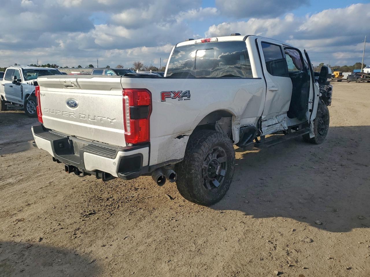 2023 FORD F250