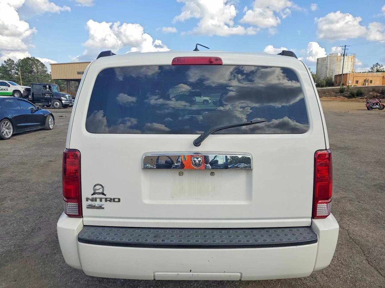 2007 DODGE NITRO