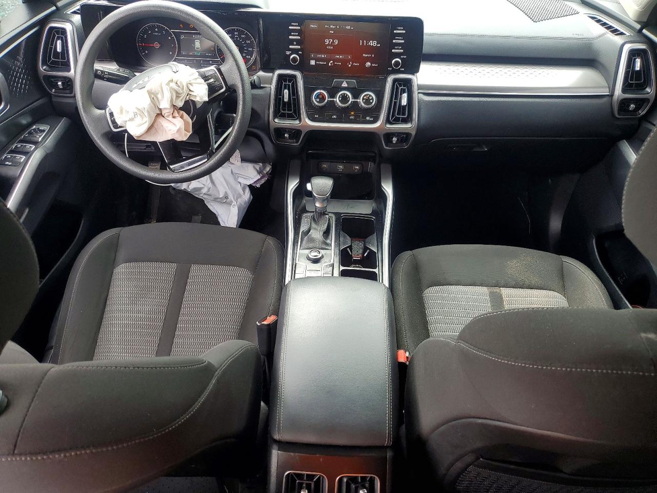 2023 KIA SORENTO