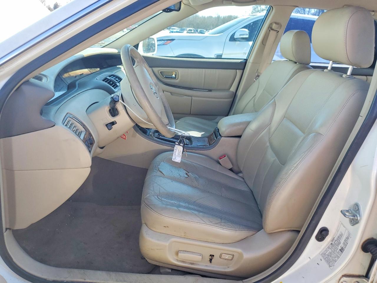 2003 TOYOTA AVALON