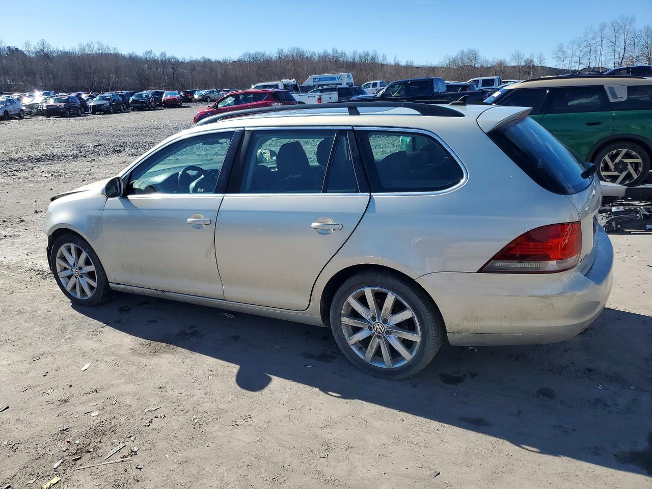 2012 VOLKSWAGEN JETTA