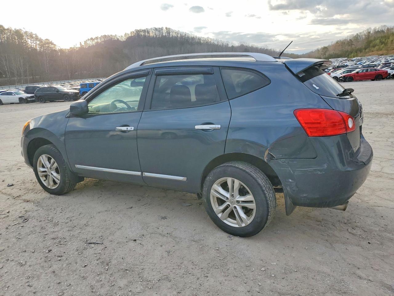 2013 NISSAN ROGUE