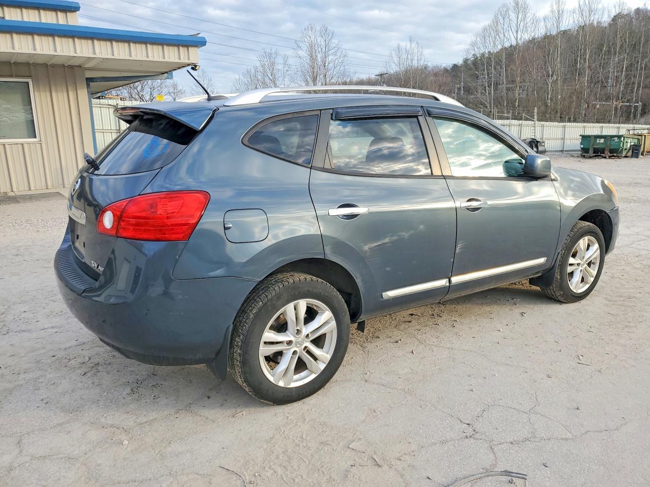 2013 NISSAN ROGUE