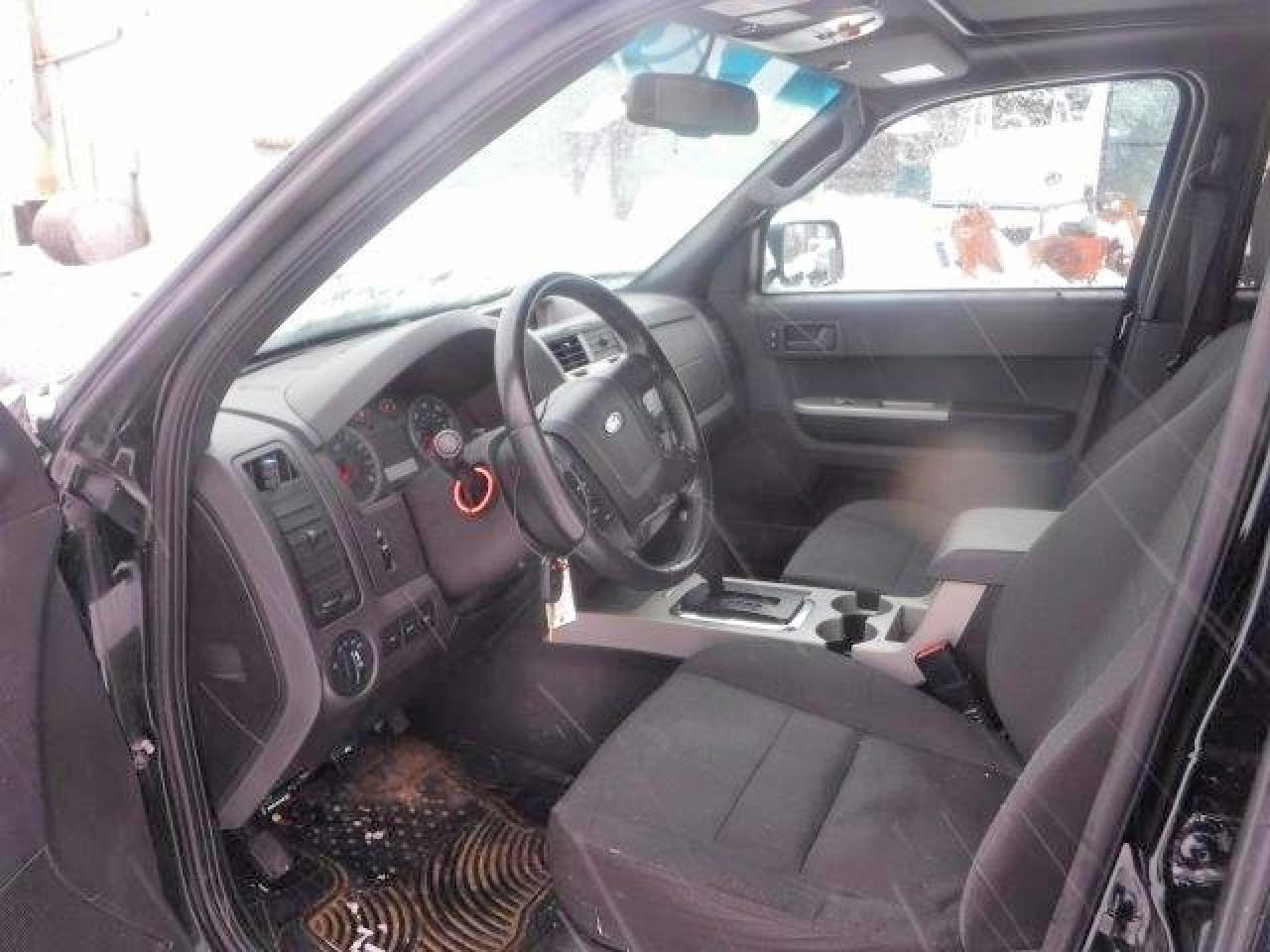 2012 FORD ESCAPE