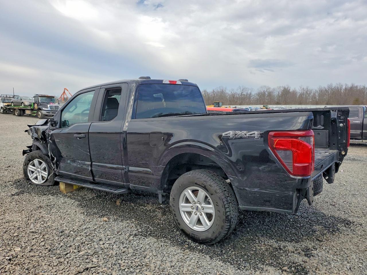 2024 FORD F150