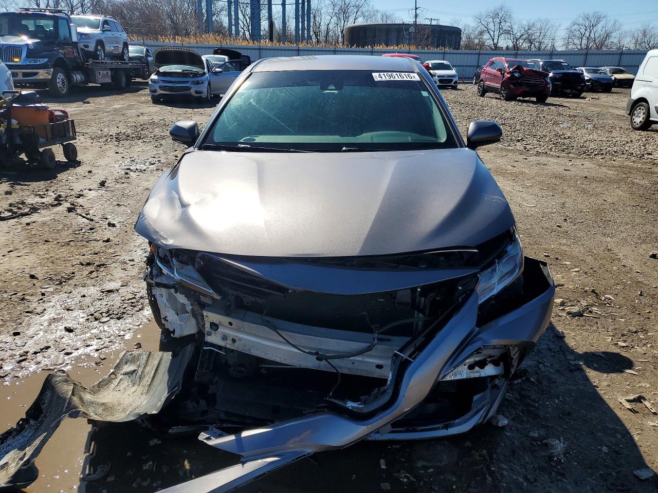 2018 TOYOTA CAMRY