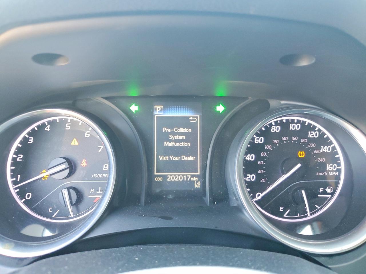 2018 TOYOTA CAMRY