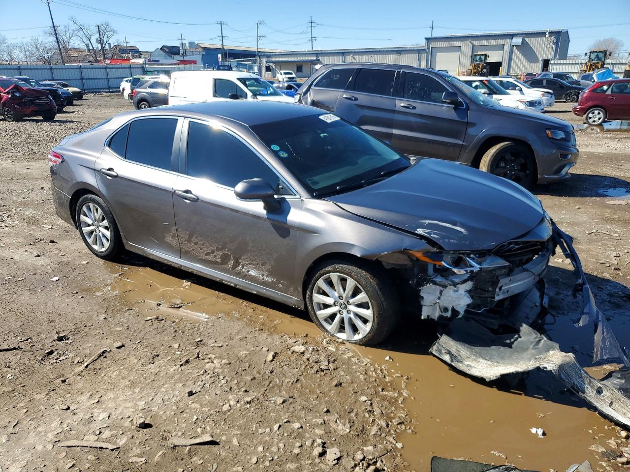 2018 TOYOTA CAMRY