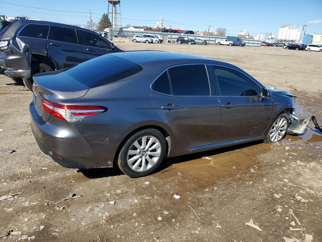 2018 TOYOTA CAMRY
