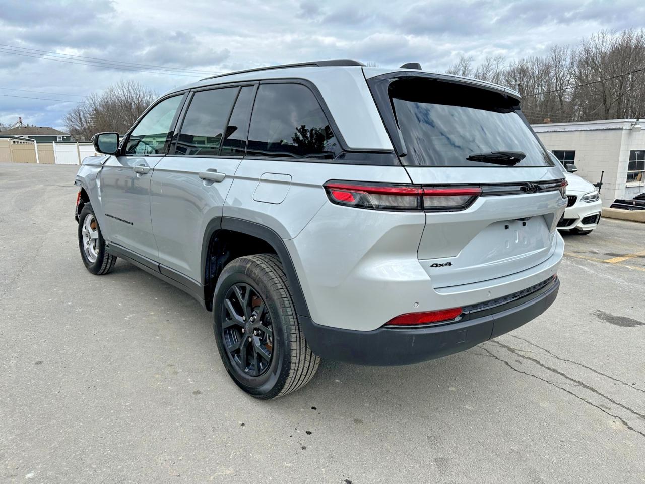 2025 JEEP CHEROKEE