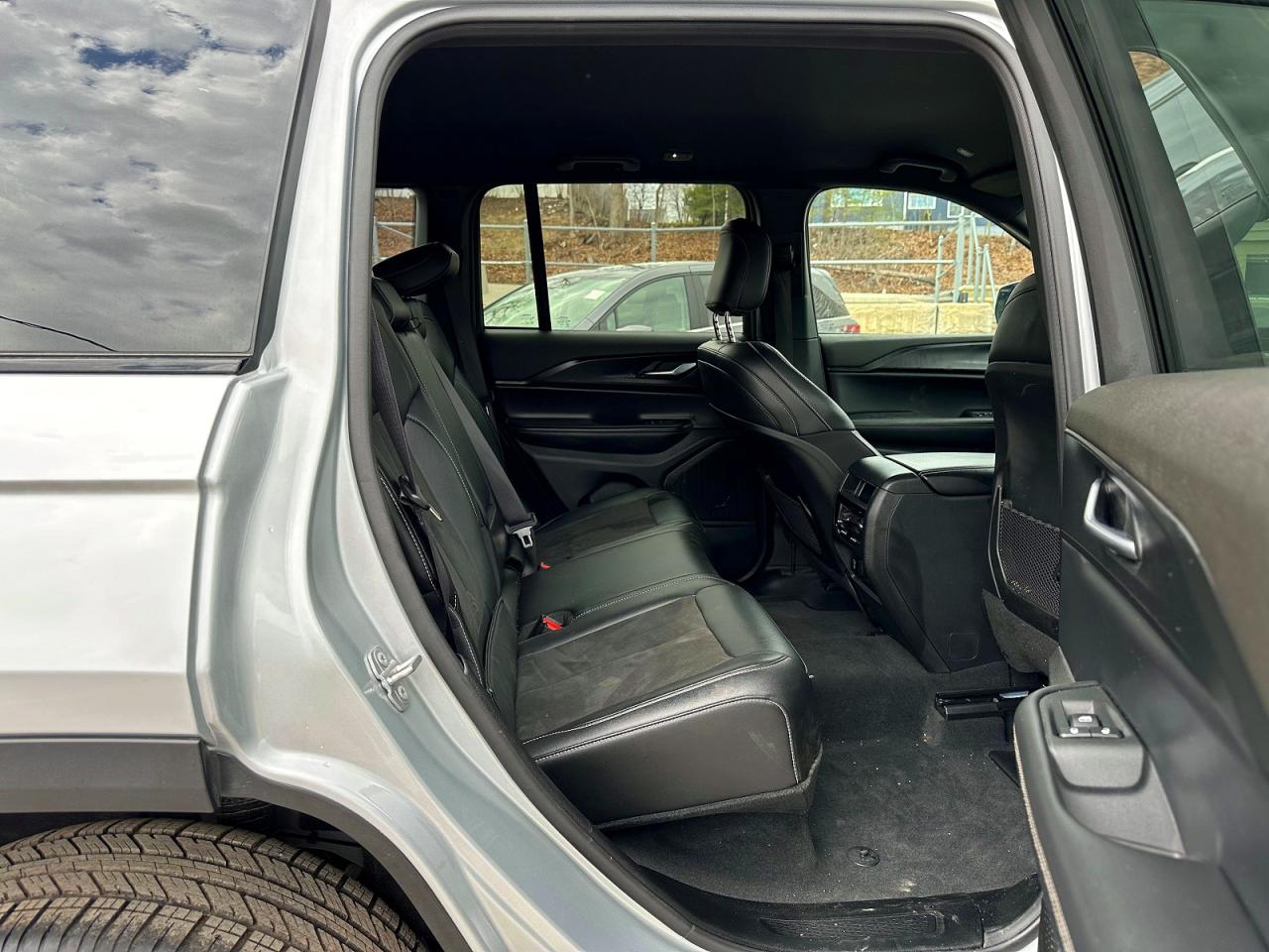 2025 JEEP CHEROKEE