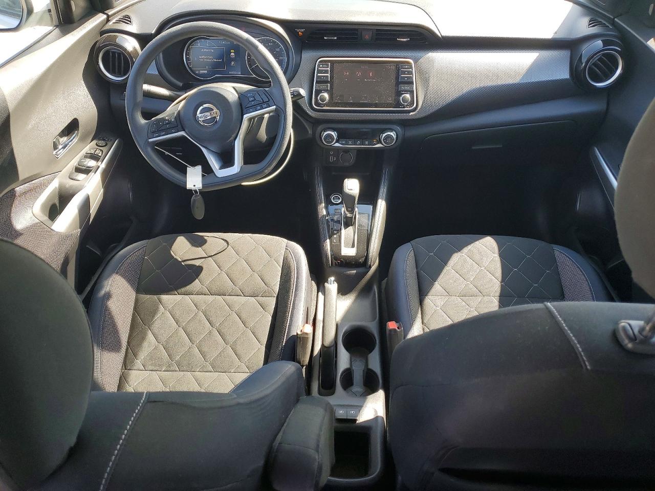 2018 NISSAN KICKS