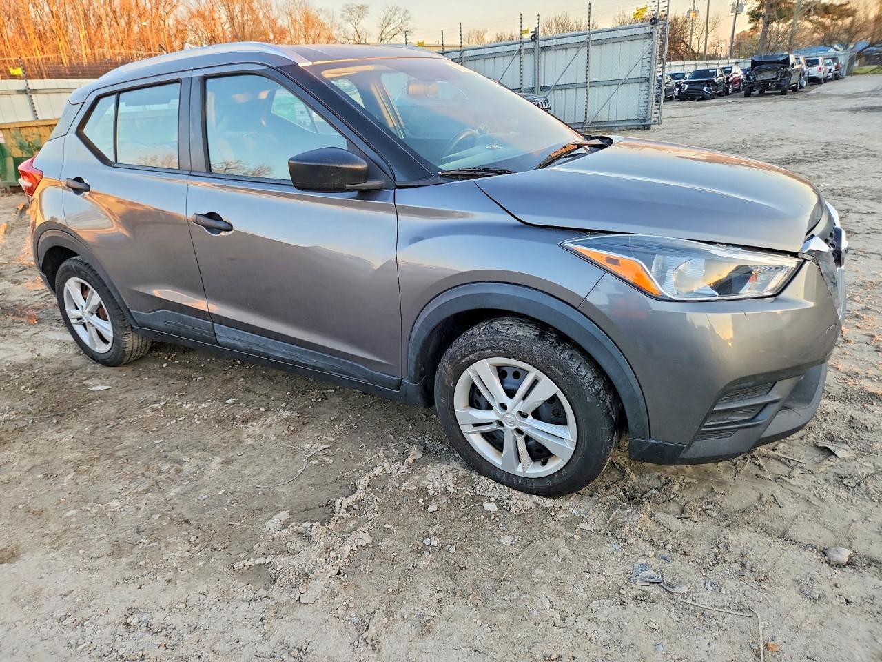 2018 NISSAN KICKS