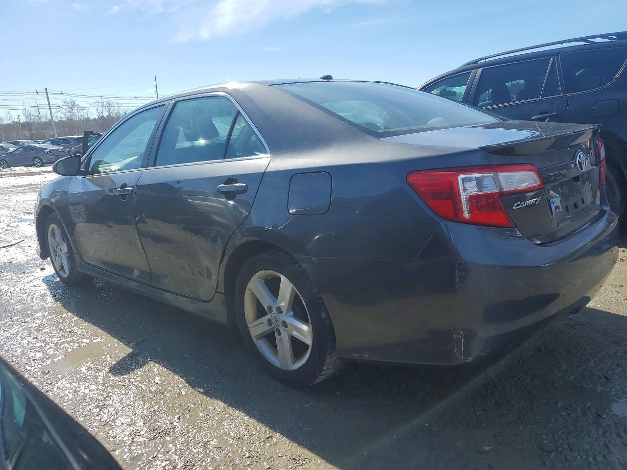 2012 TOYOTA CAMRY