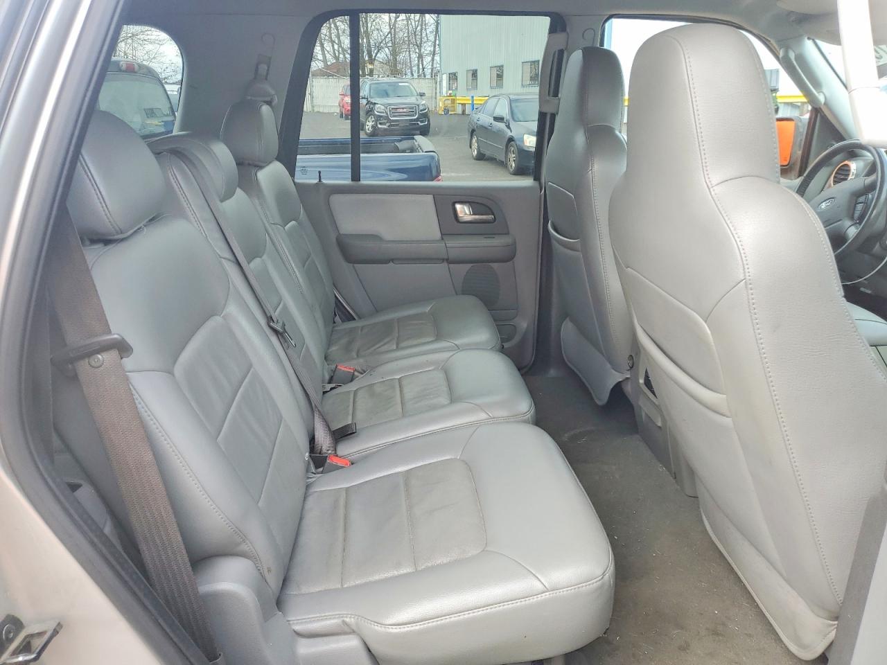 2004 FORD EXPEDITION