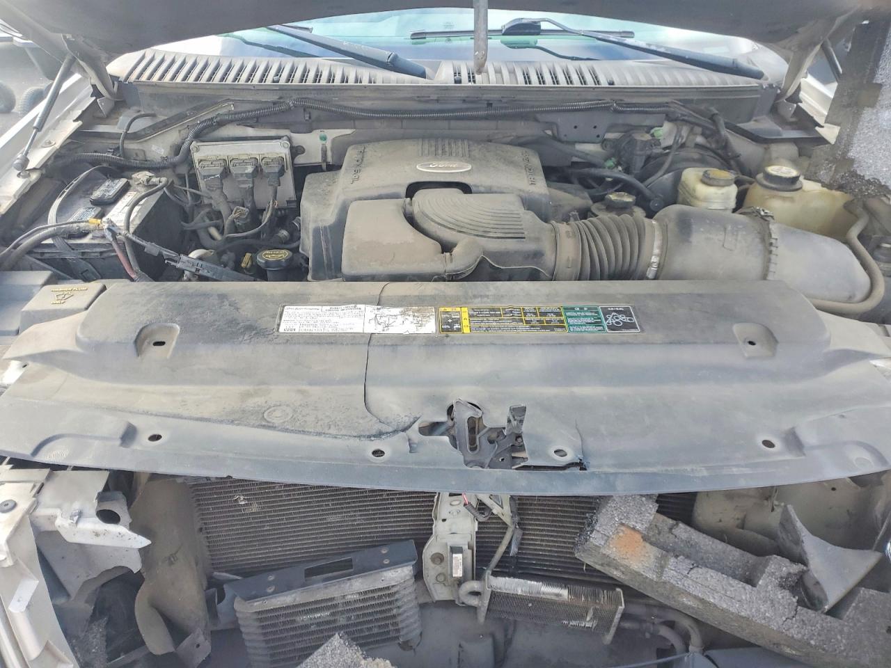 2004 FORD EXPEDITION