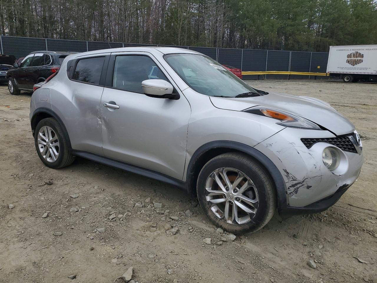 2015 NISSAN JUKE
