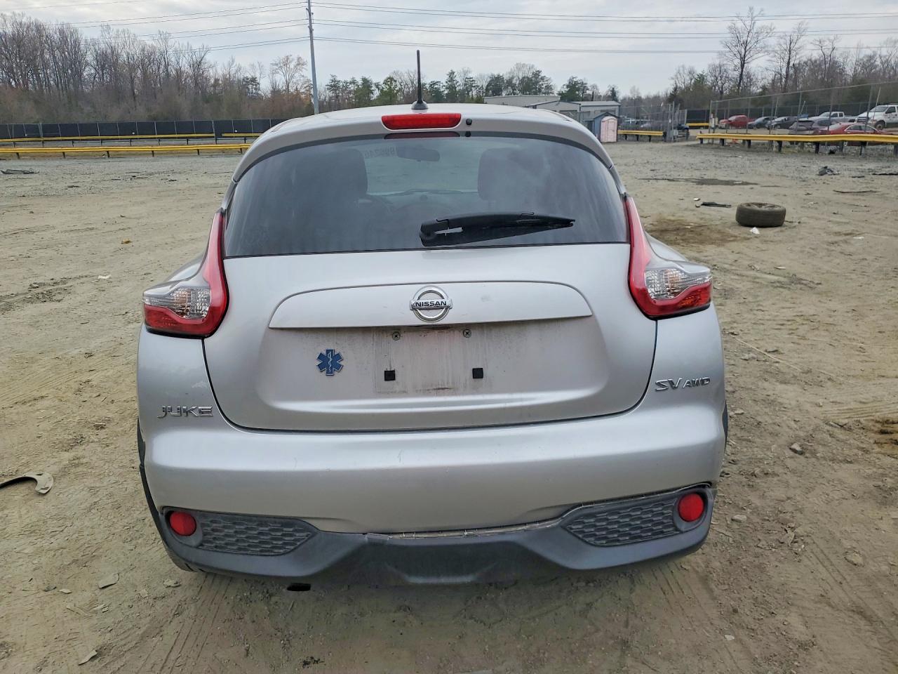 2015 NISSAN JUKE
