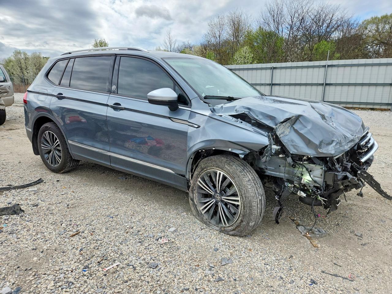 2024 VOLKSWAGEN TIGUAN