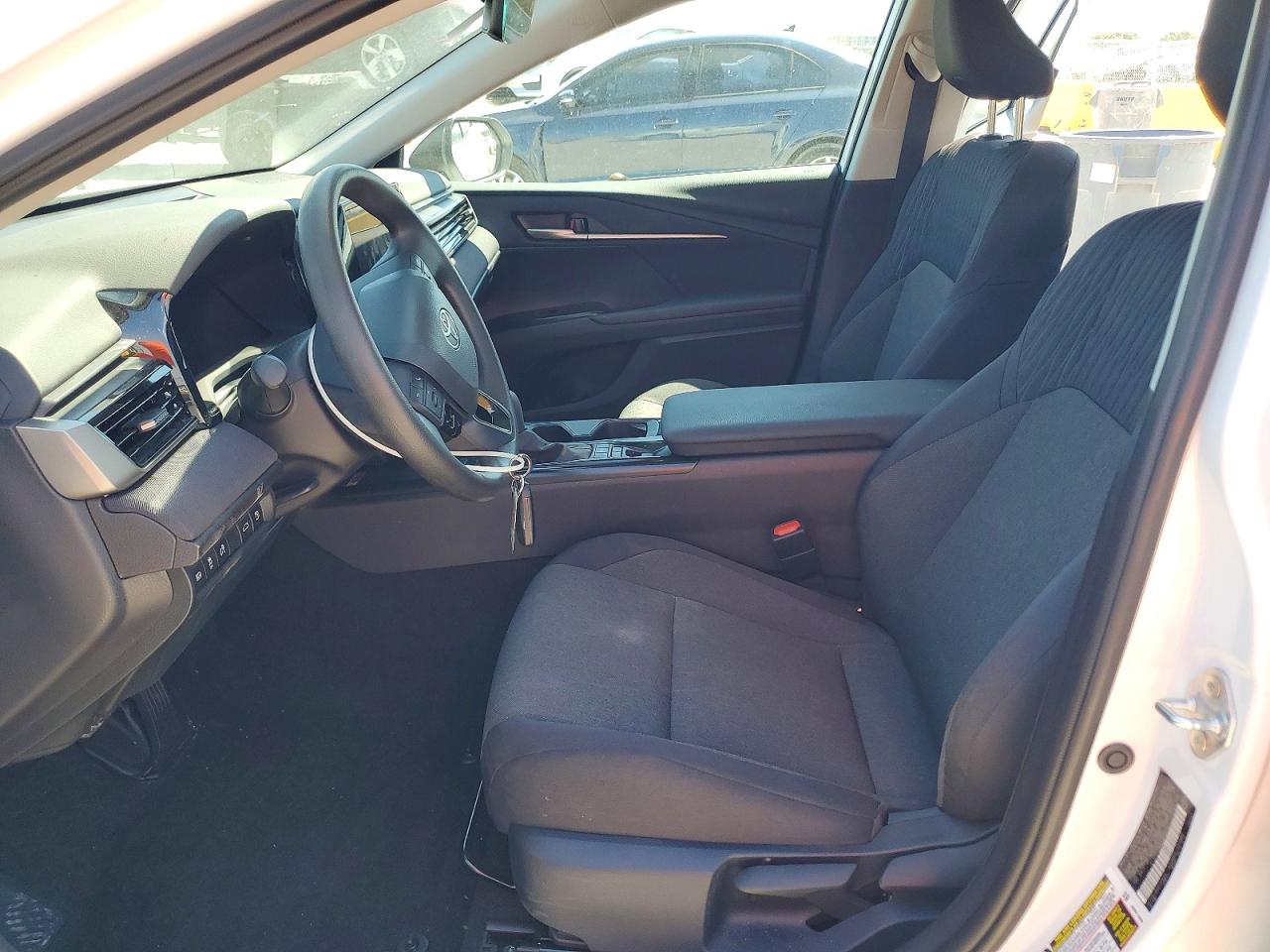 2025 TOYOTA CAMRY