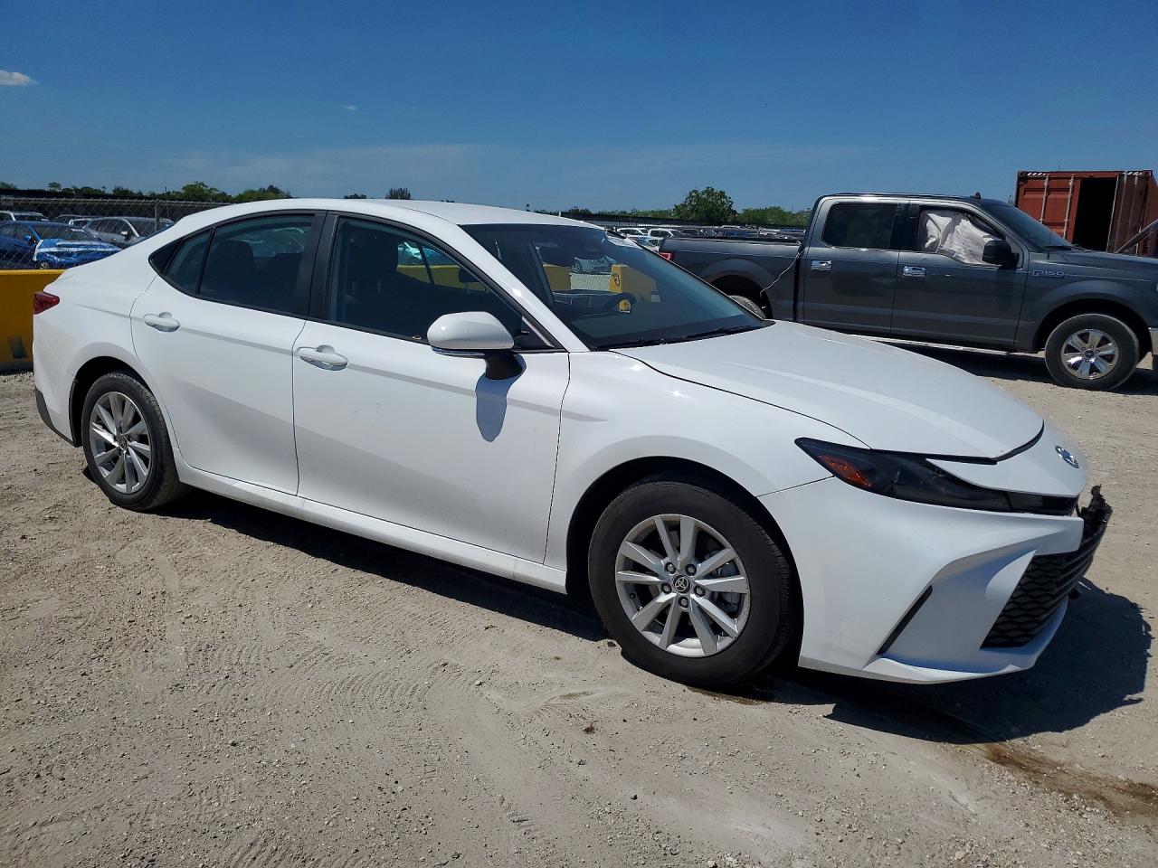 2025 TOYOTA CAMRY