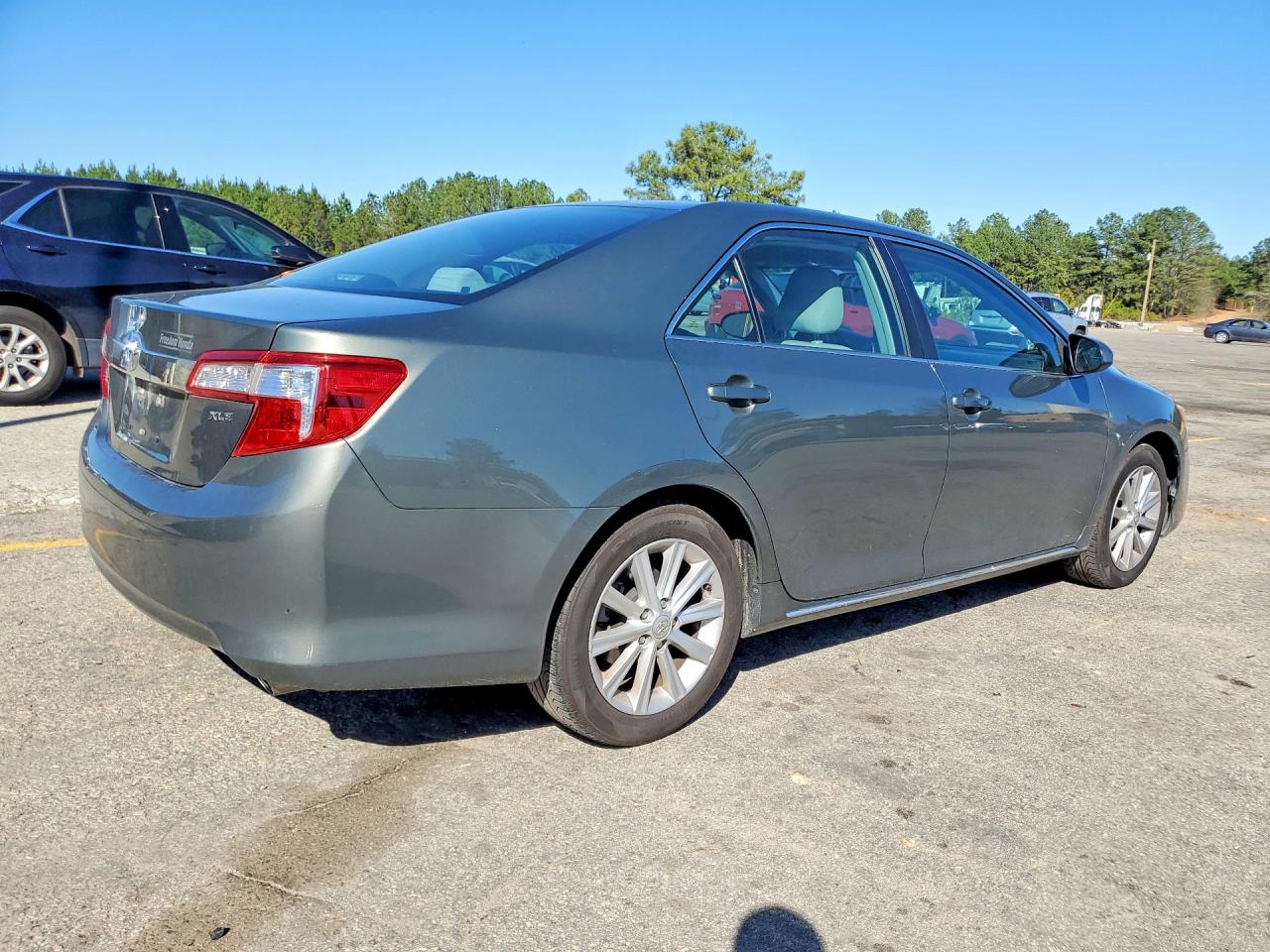 2013 TOYOTA CAMRY