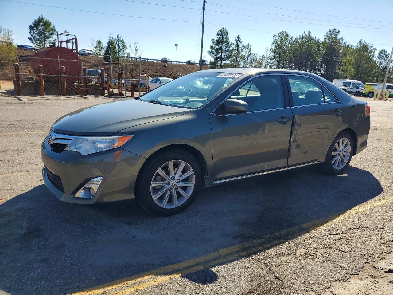 2013 TOYOTA CAMRY