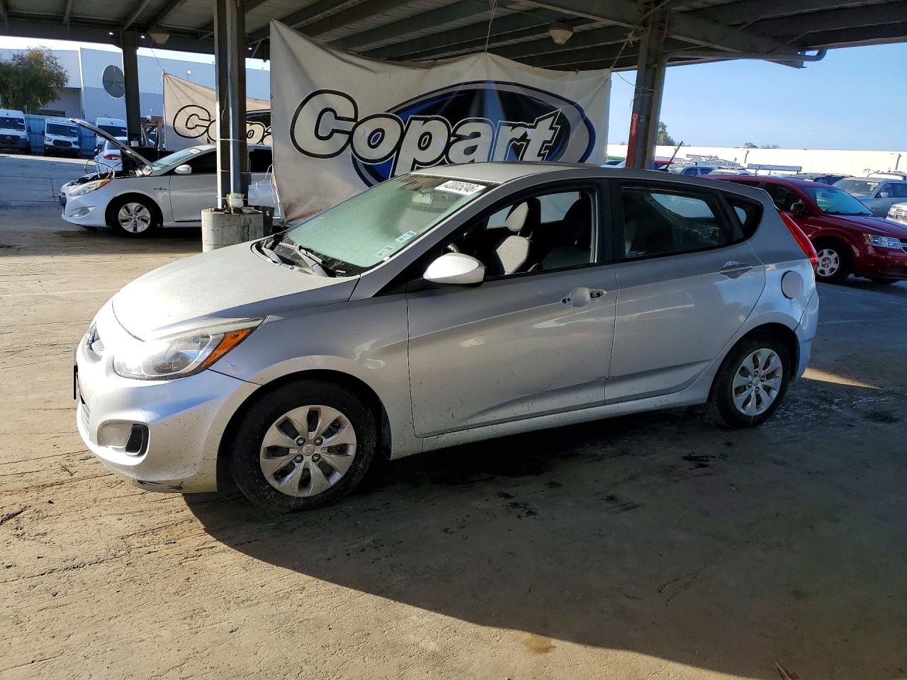 2015 HYUNDAI ACCENT