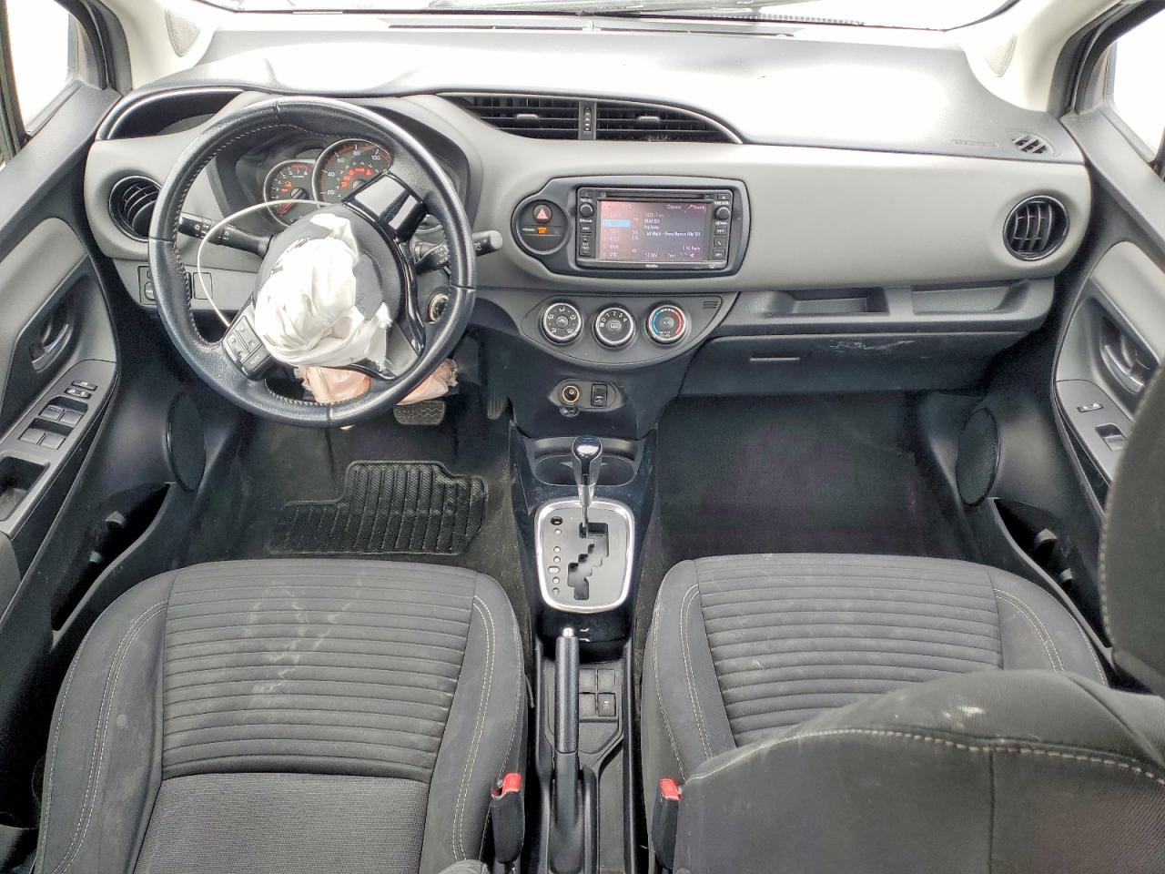 2016 TOYOTA YARIS