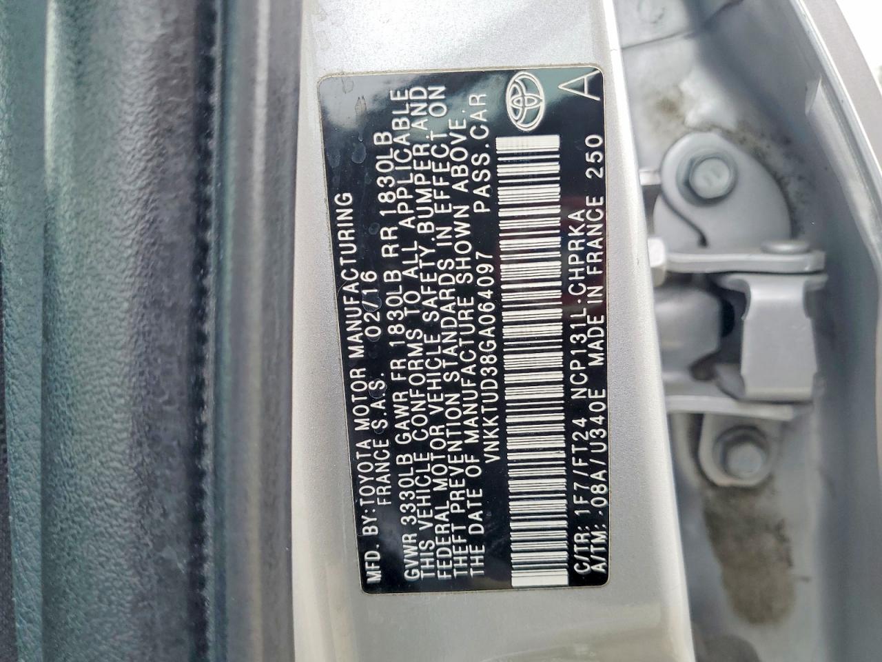 2016 TOYOTA YARIS