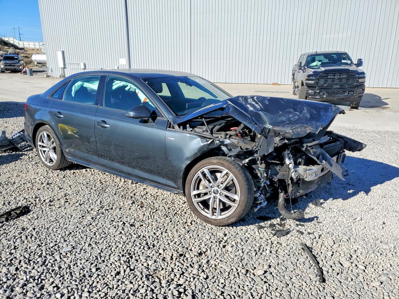 2017 AUDI A4