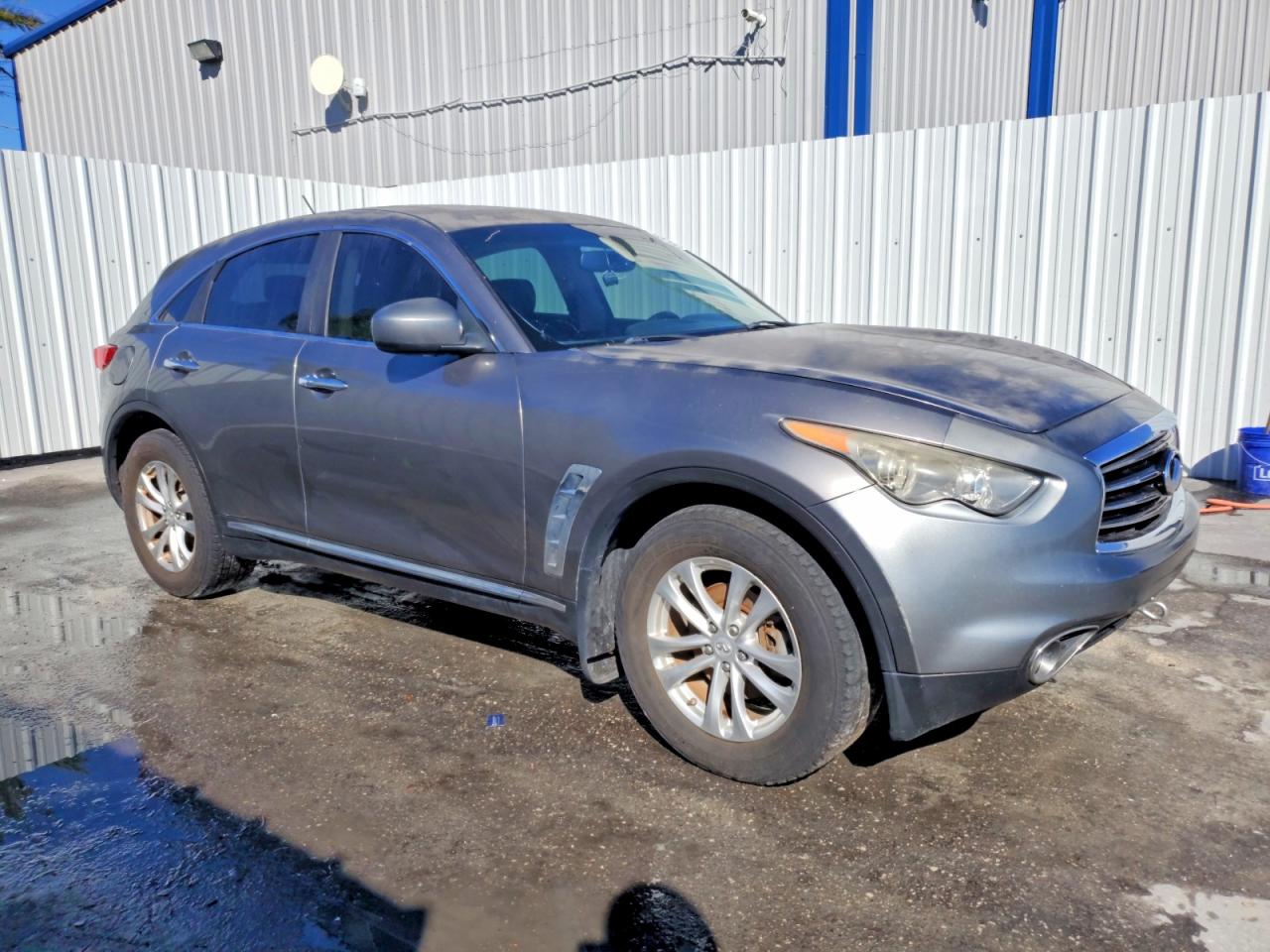 2013 INFINITI FX37