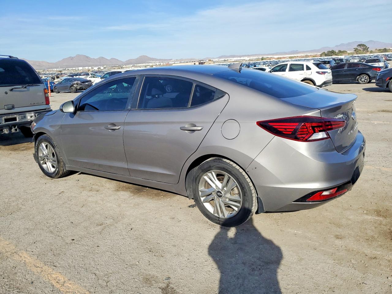 2020 HYUNDAI ELANTRA