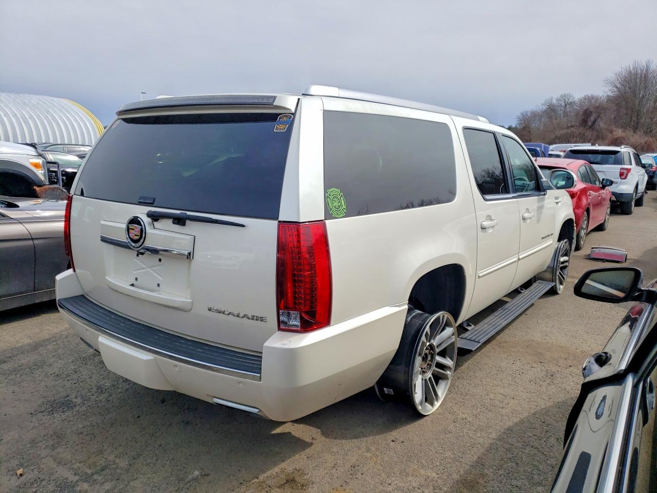 2013 CADILLAC ESCALADE