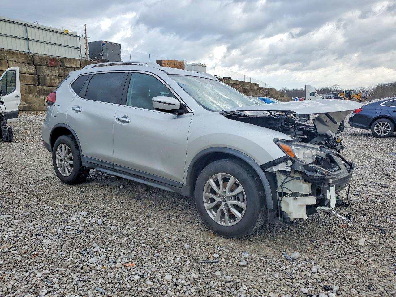 2018 NISSAN ROGUE