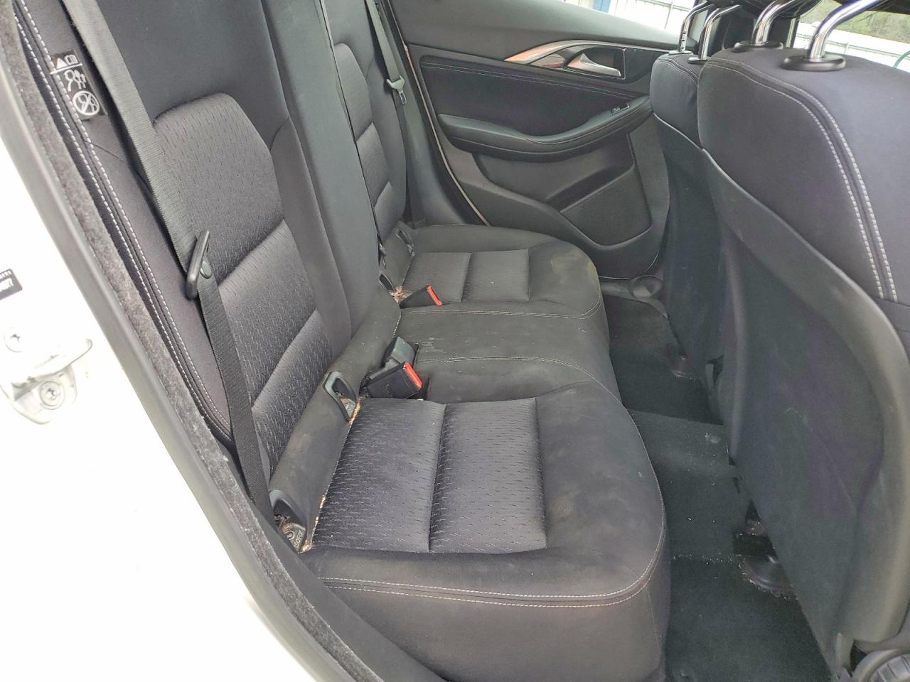 2017 INFINITI QX30