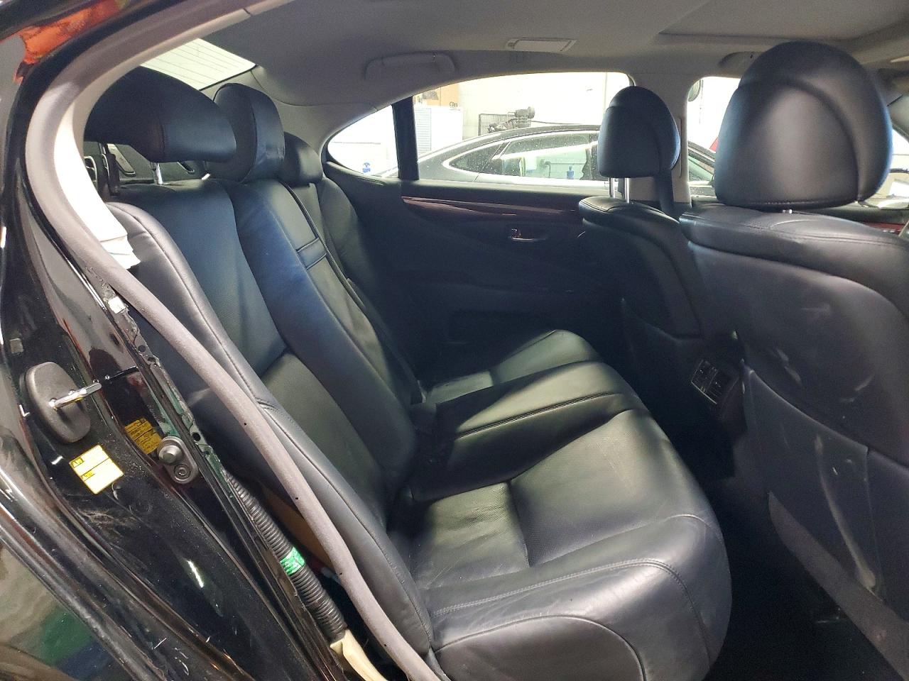 2012 LEXUS LS500