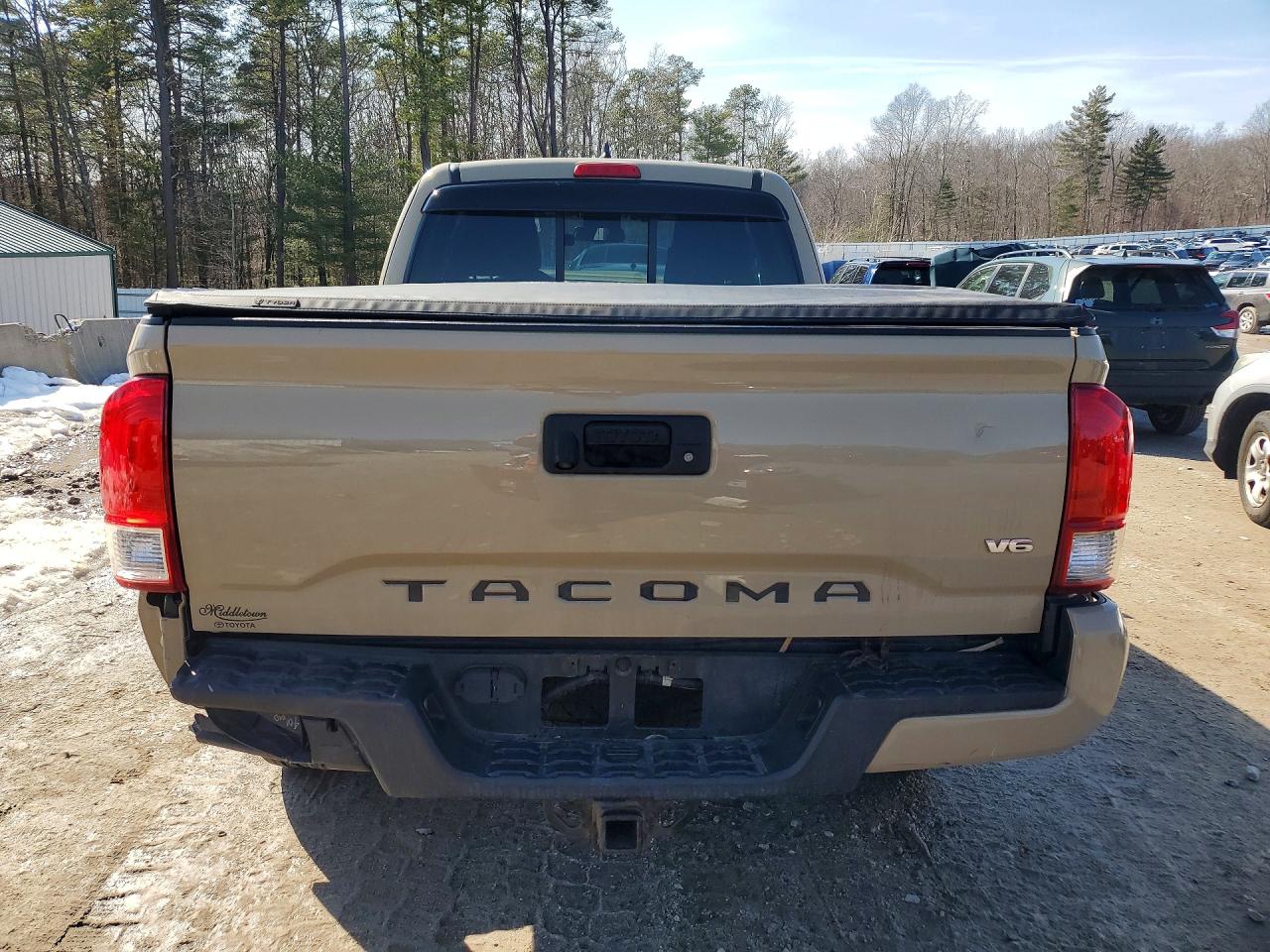 2017 TOYOTA TACOMA