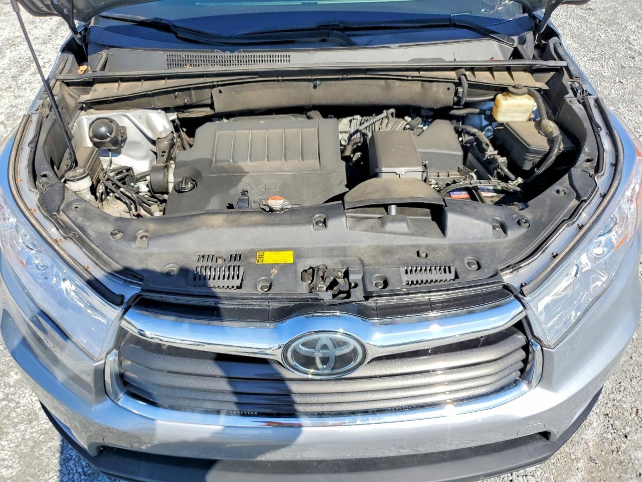 2016 TOYOTA HIGHLANDER
