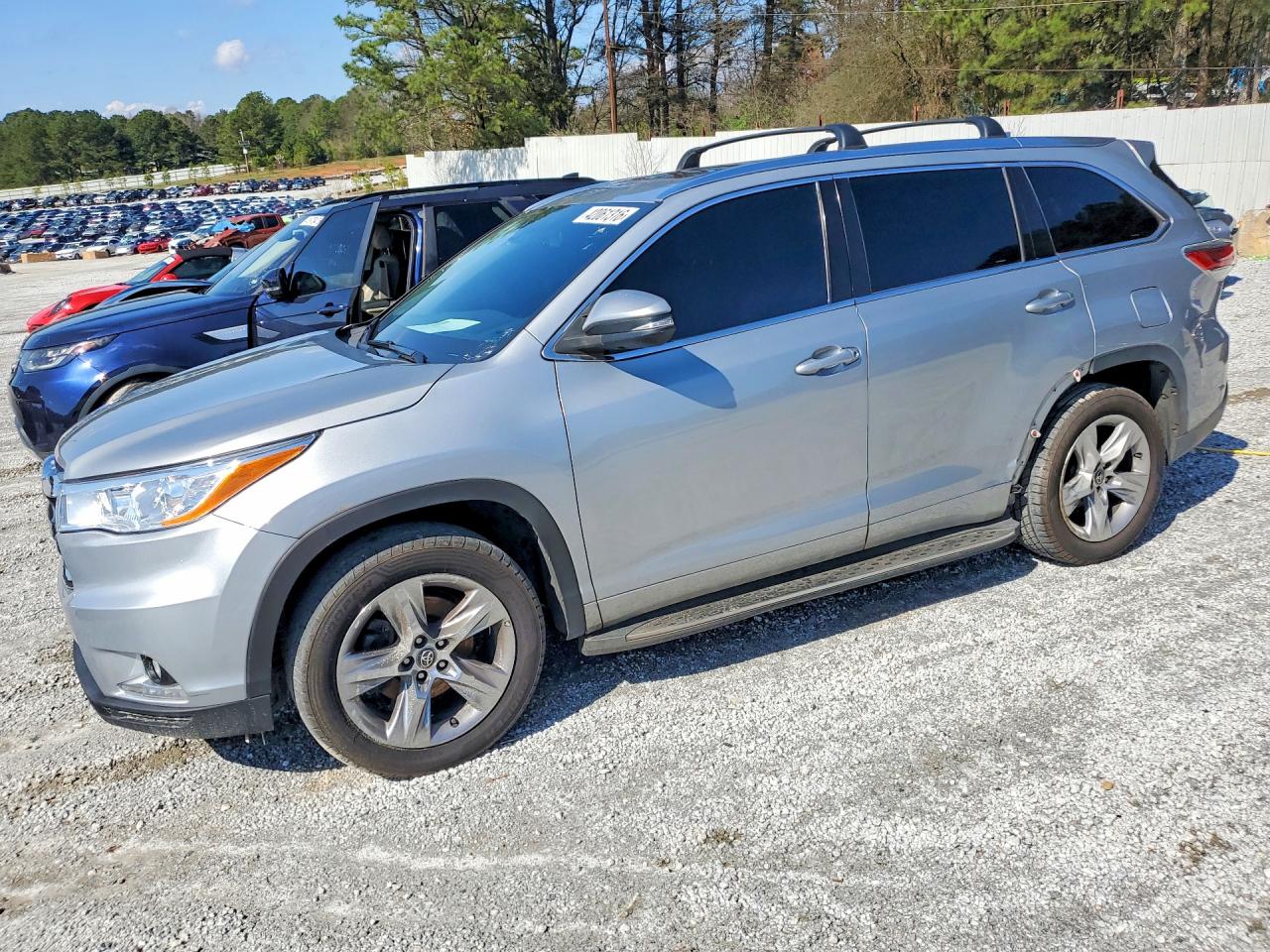 2016 TOYOTA HIGHLANDER