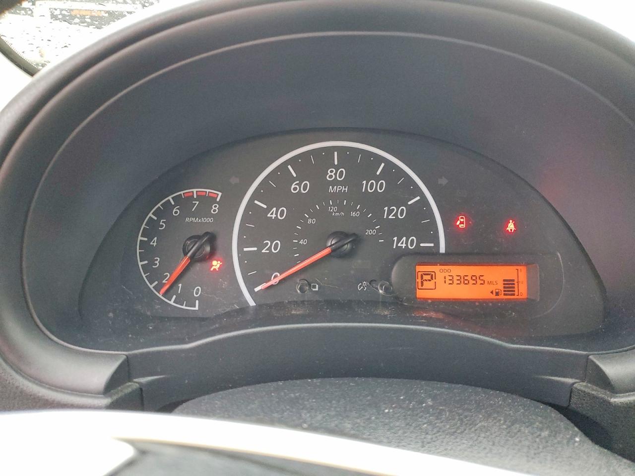 2015 NISSAN VERSA