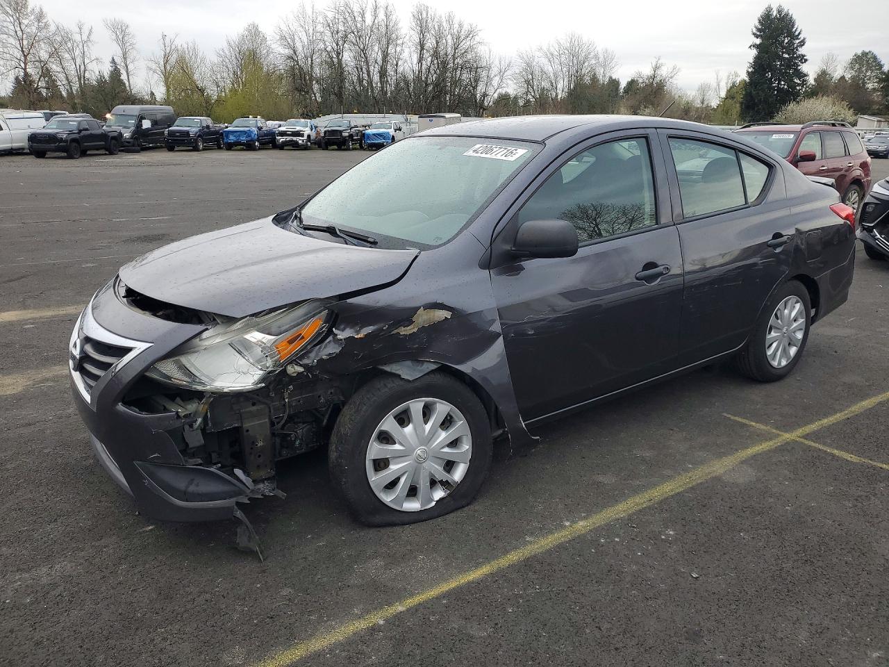 2015 NISSAN VERSA