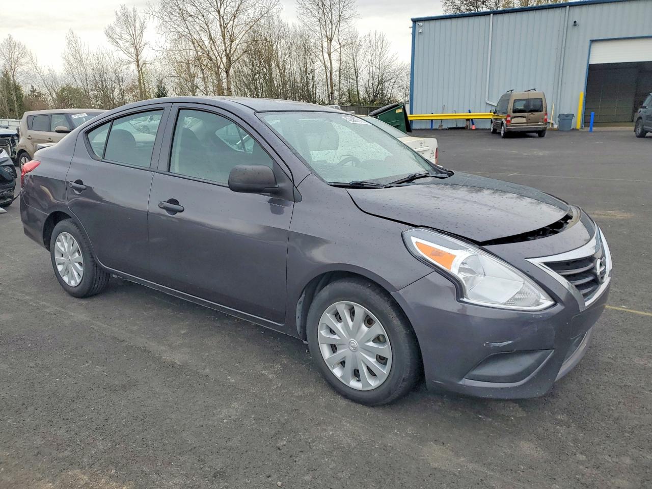 2015 NISSAN VERSA