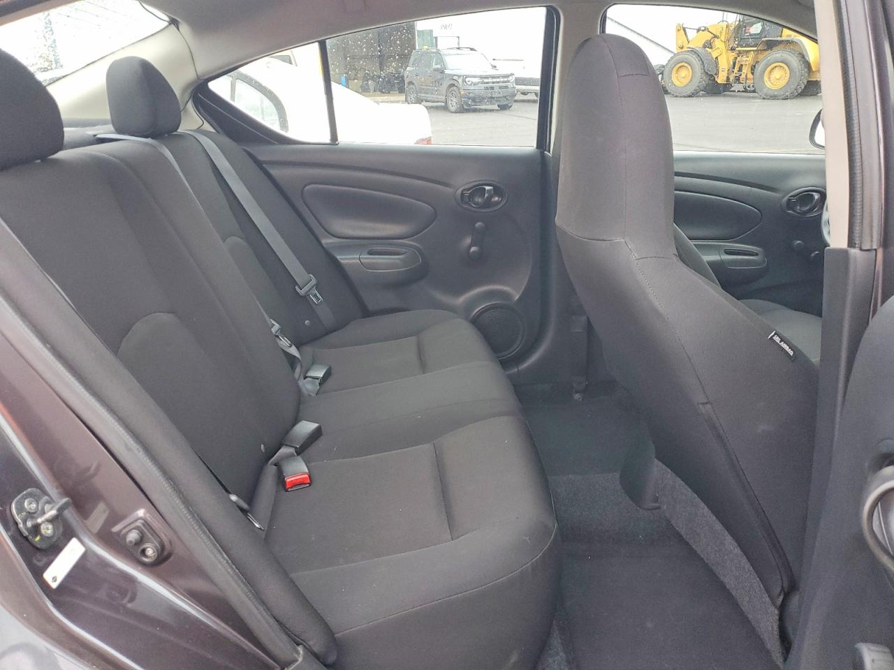 2015 NISSAN VERSA