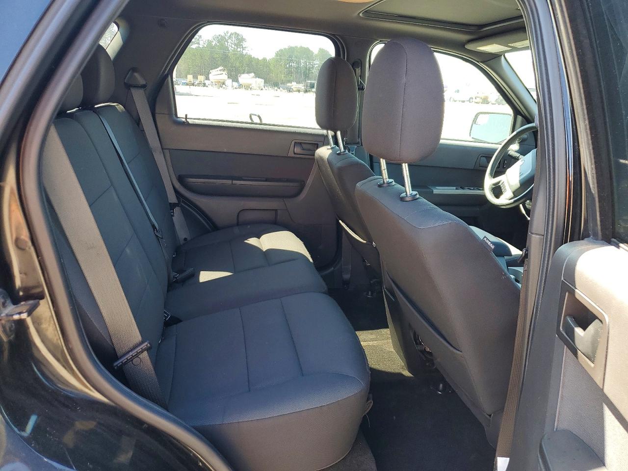 2012 FORD ESCAPE