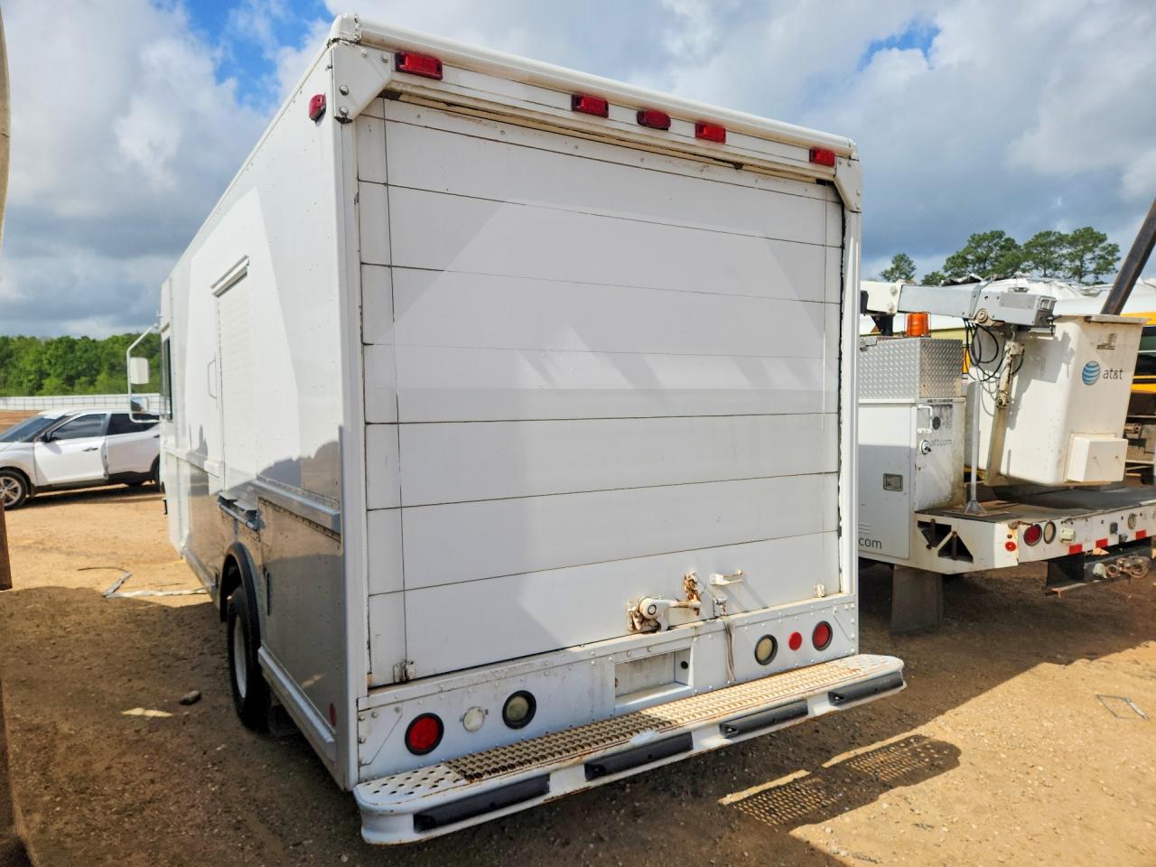 2003 FORD ECONOLINE