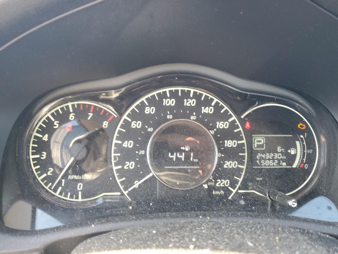 2015 NISSAN VERSA