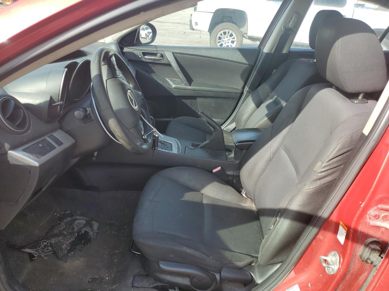 2011 MAZDA 3