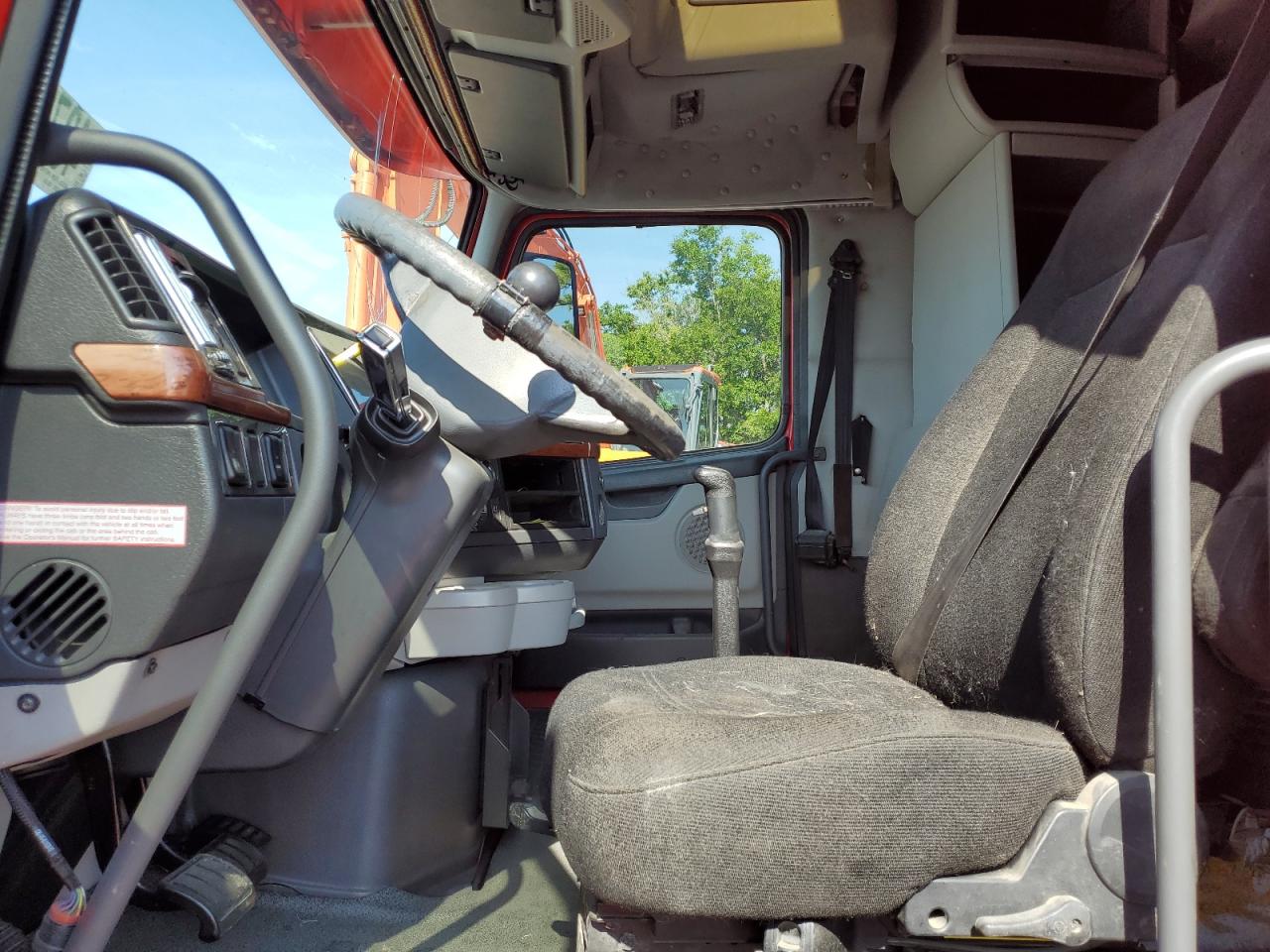 2006 VOLV VN